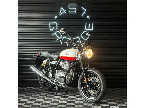ROYAL ENFIELD INTERCEPTOR 